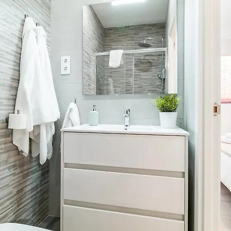 Pyr Select Jardines De Goya Apartment Madrid